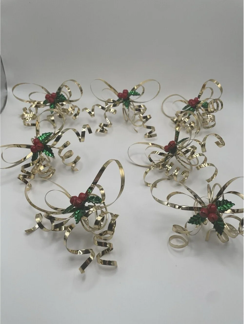 Vtg Metallic Gold Bow With Holly Berry Napkin Rings Set Of 7